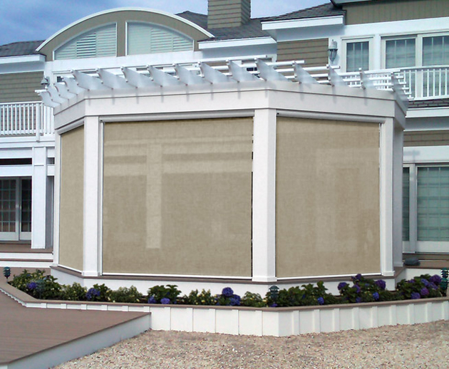 drop-roll-awnings