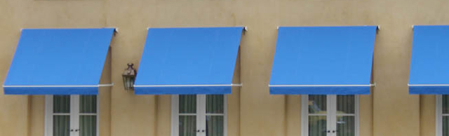 retractable window awning