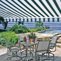 retractable awnings