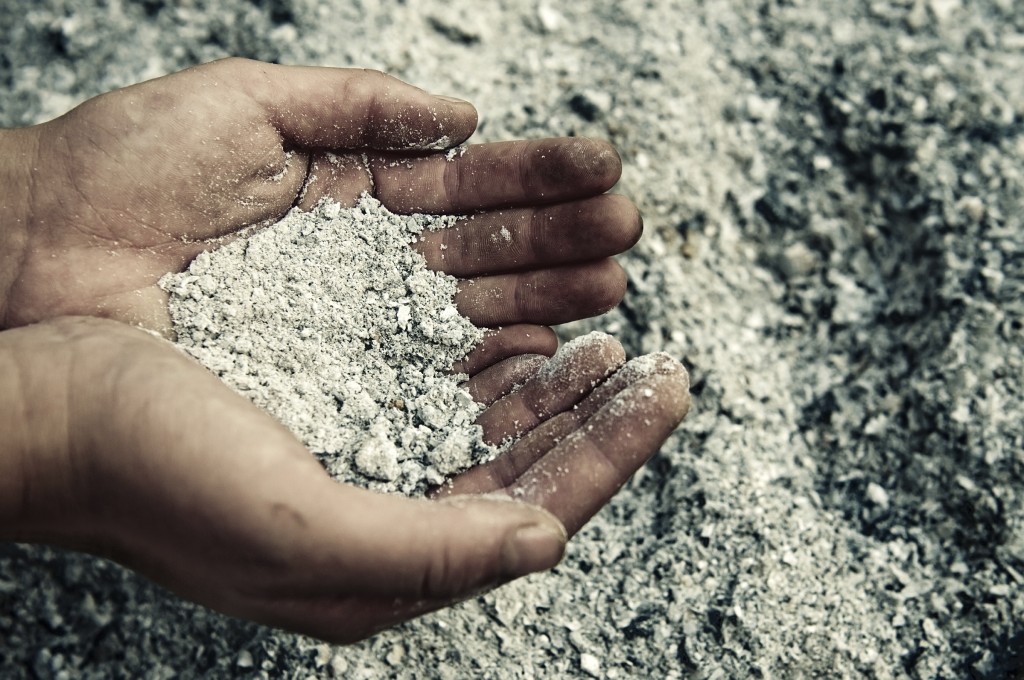 ash-hand